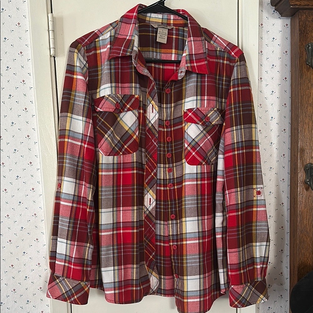 Duluth Trading Co Red Long Sleeve Button Down Shirt
